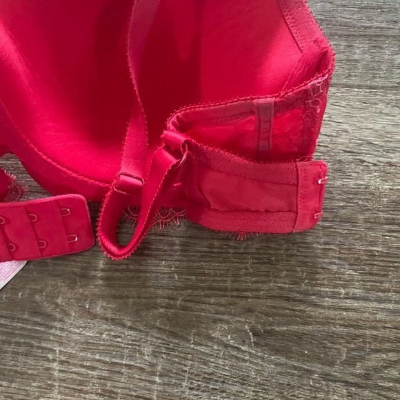 Victoria's Secret Dream Angels Lined Demi - Picture 5 of 6